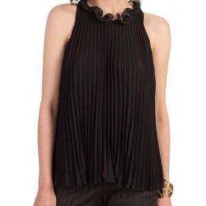 NWT Trina Turk Ely ruffle top